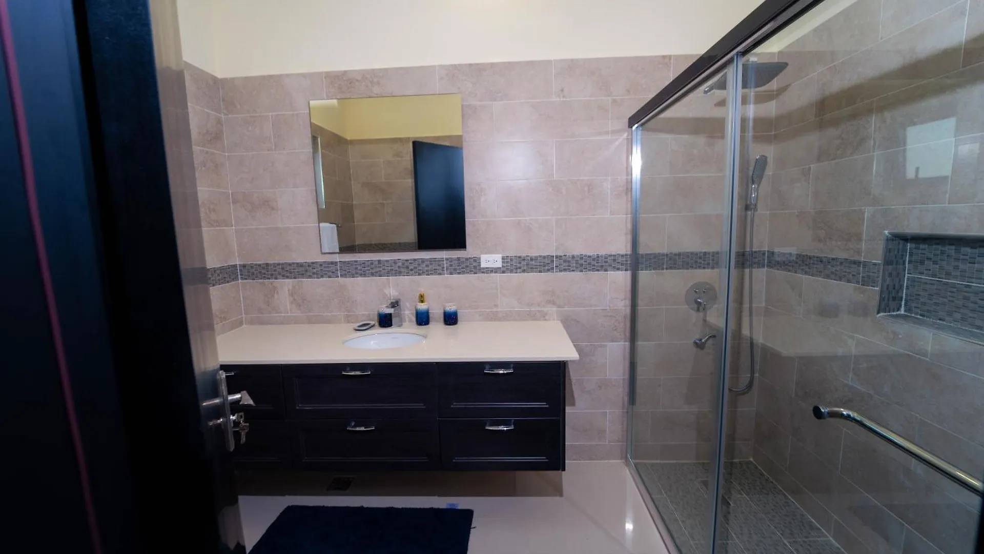 Tatil Evi Pyramid Dreamstay 67 Ocho Rios Jamaika